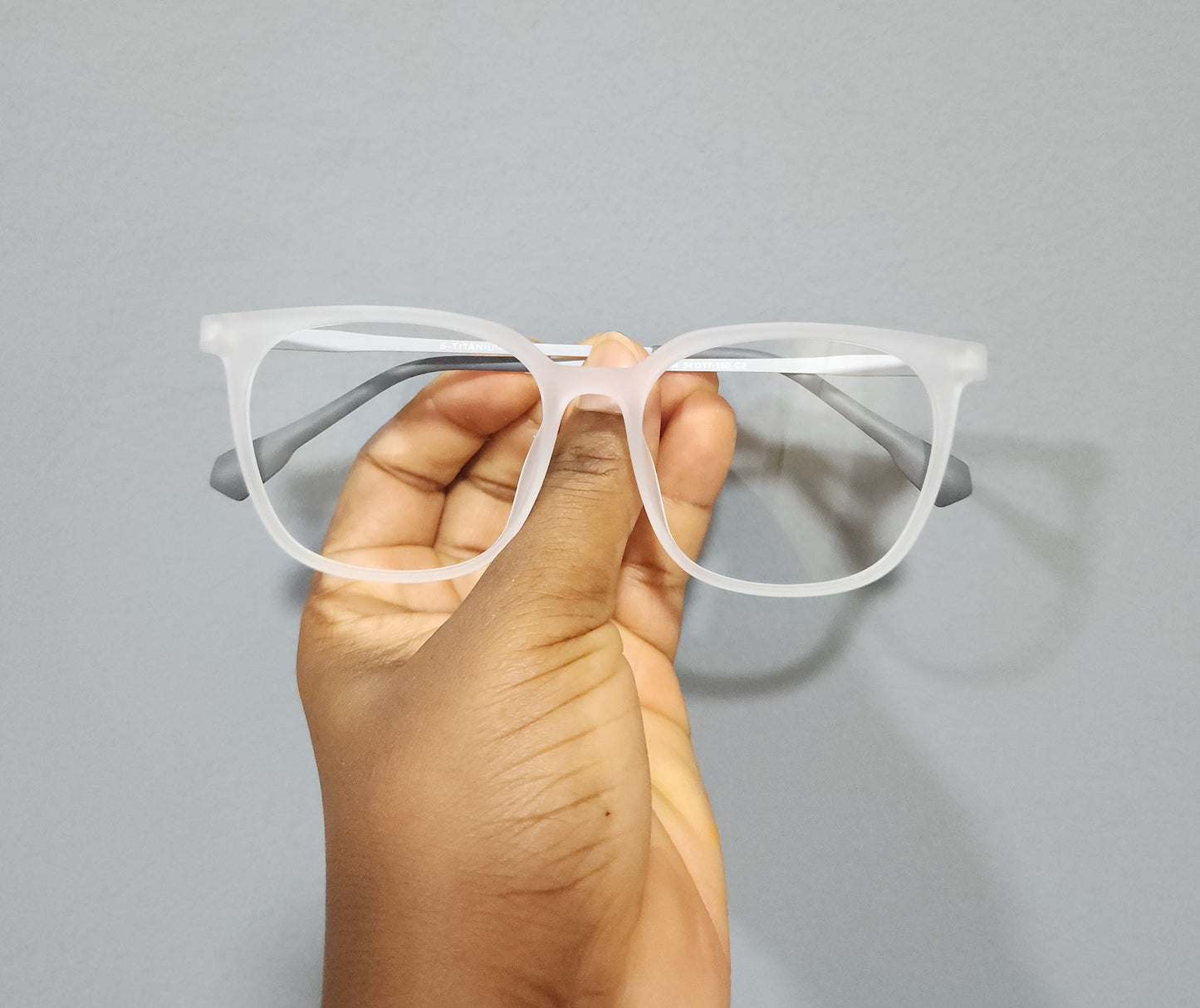 TIT301 B-Titanium Antibluelight Glasses