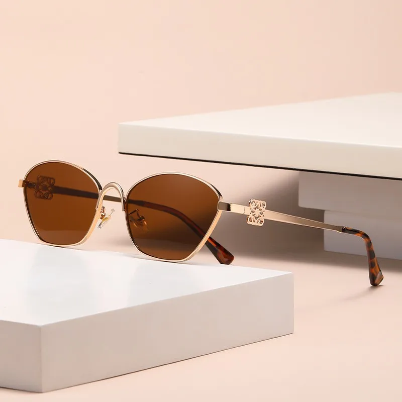 Avery Classy Sunglasses